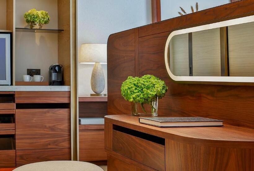 اتاق لوکس, Anantara Mina Al Arab Ras Al Khaimah Resort