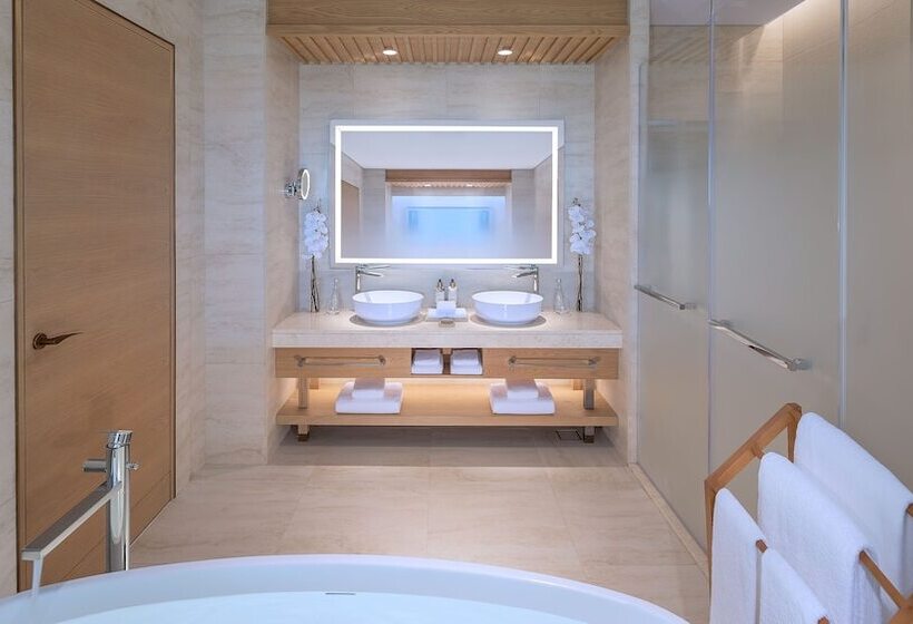 Premium room with terrace, Anantara Mina Al Arab Ras Al Khaimah Resort