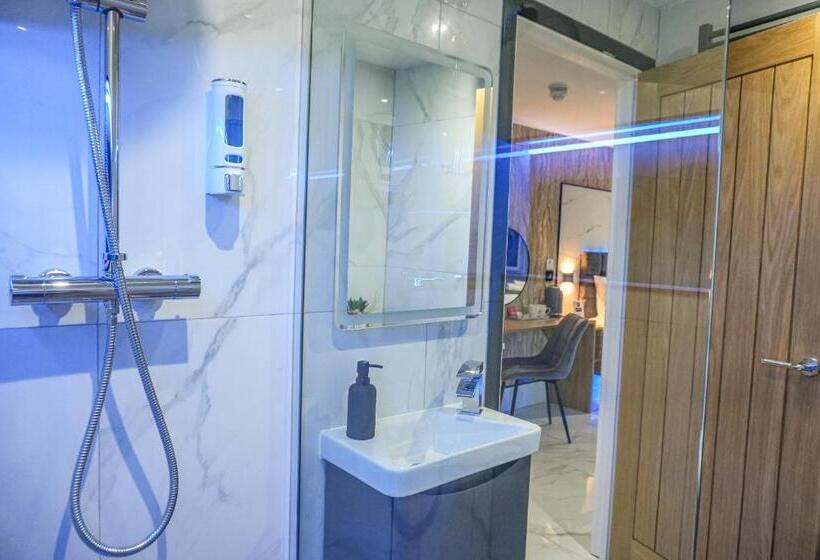 스탠다드 룸 킹사이즈 침대, The Arundell