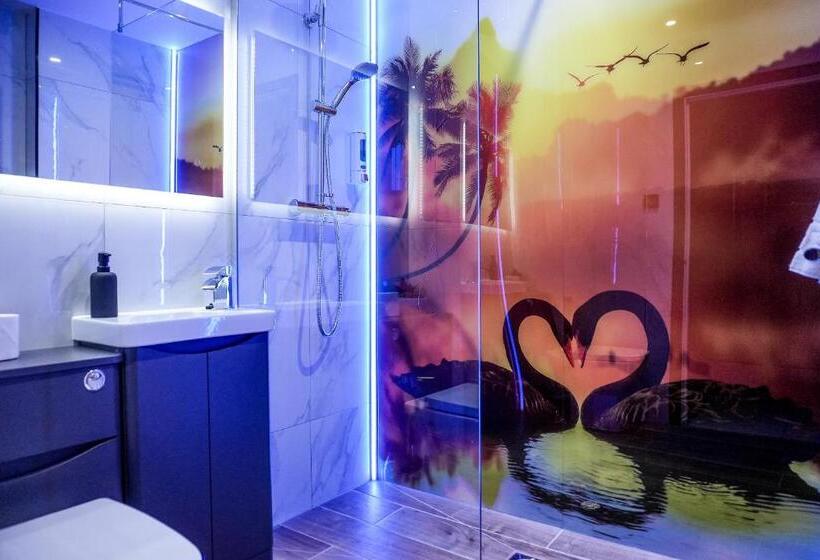 스탠다드 룸 킹사이즈 침대, The Arundell