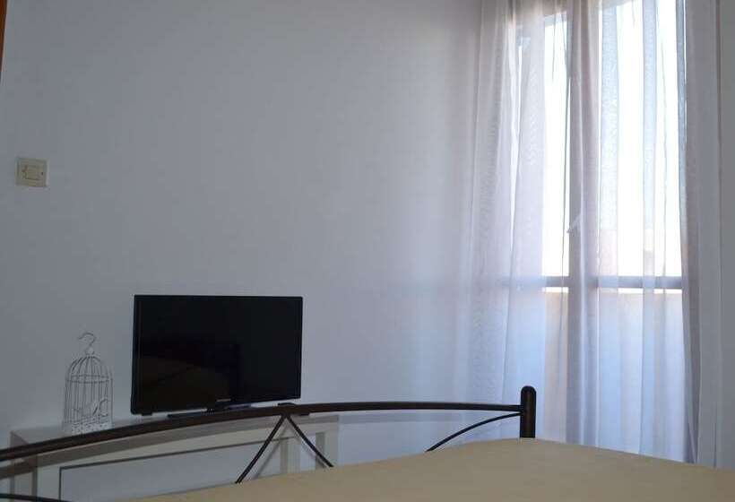 スタンダードトリプルルーム, Floralia