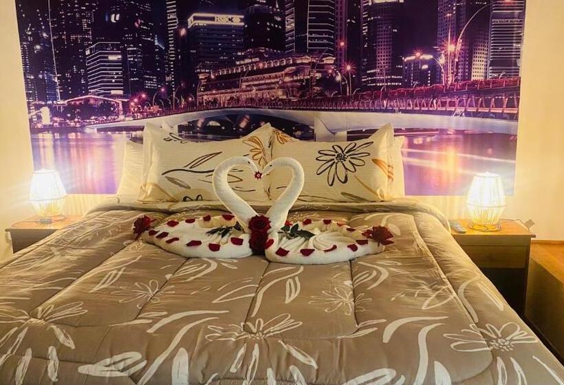 جناح مزود بجاكوزى, Katarsy´s Hostel