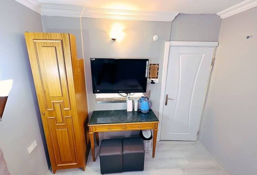 ファミリールーム, Vera Taksim