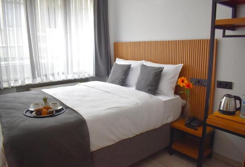 エコノミールーム, Vera Taksim