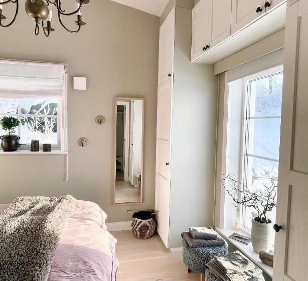 Номер Стандарт Вид на Озеро, Bastuviken Bed And Breakfast