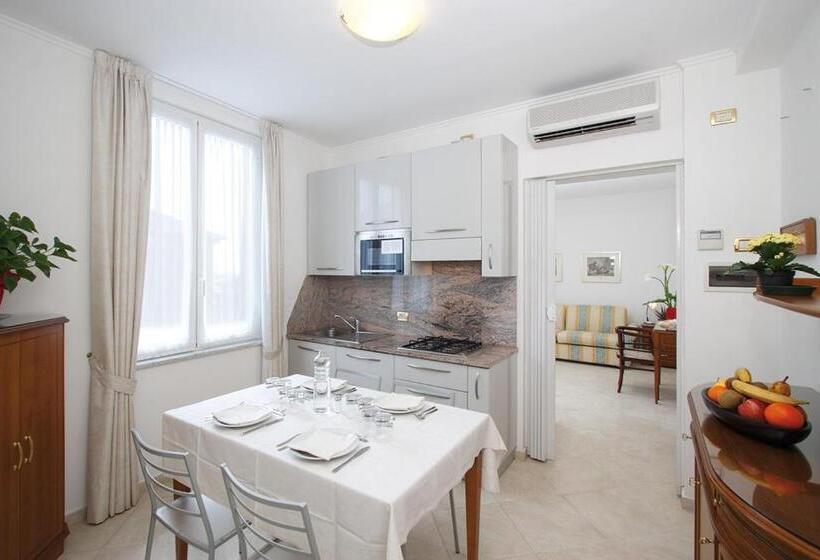 带1个卧室的高级公寓, Genovese Villa Elena Residence