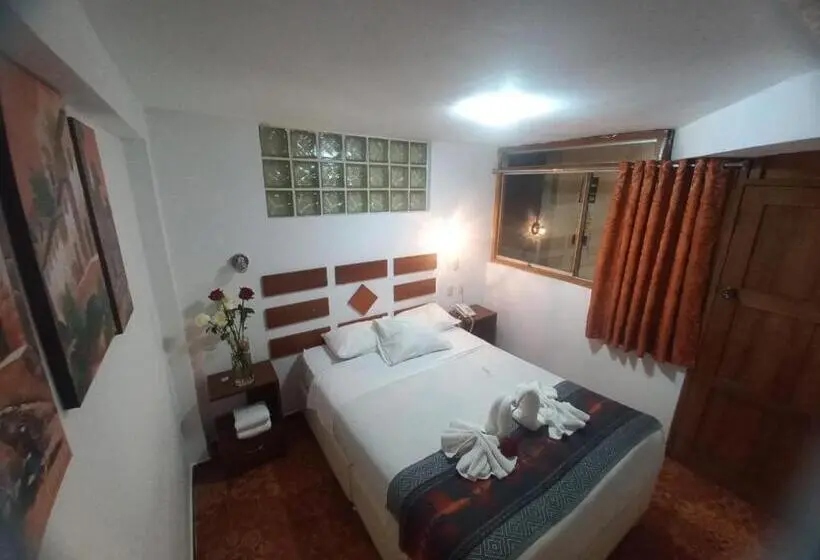 اتاق سوپریور, Paqariq Inn