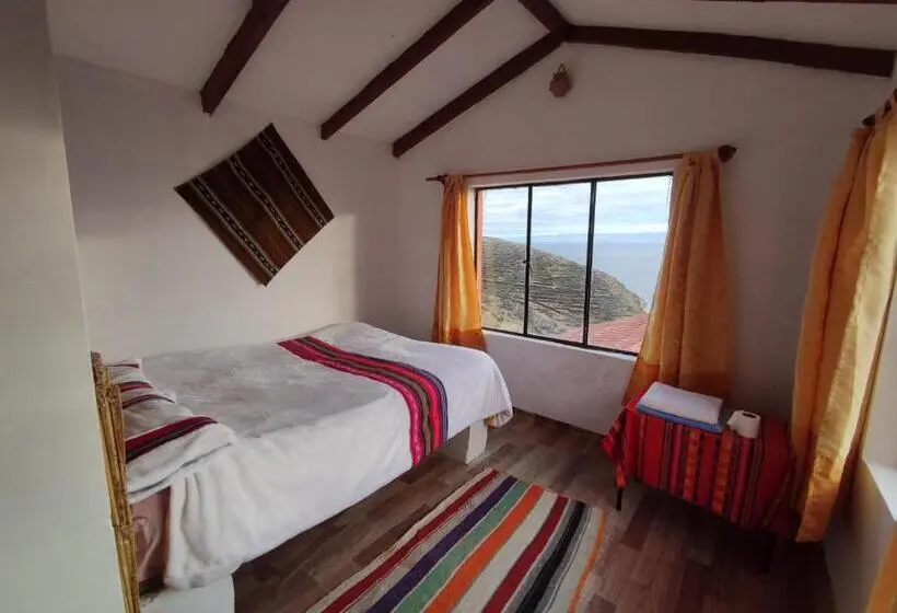 اتاق خانوادگی, Inti Wasi Lodge