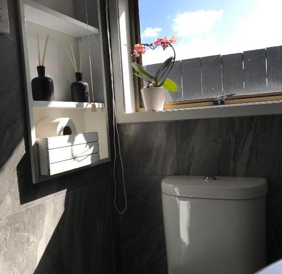 Люкс с Террасой, Onehunga Garden Tinyhouse With Parking