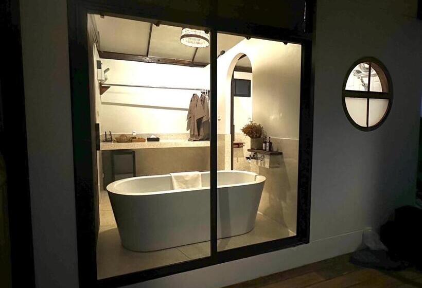 Habitació Estàndard Llit King, Utopua Resort ยูโทปัวว์ รีสอร์ท