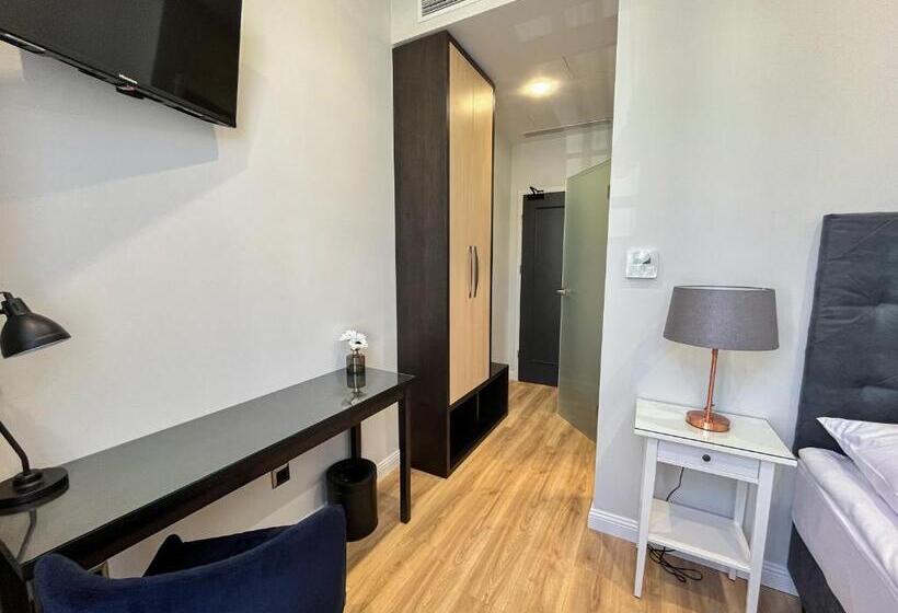 标准单人间, Am Hotel Wellness