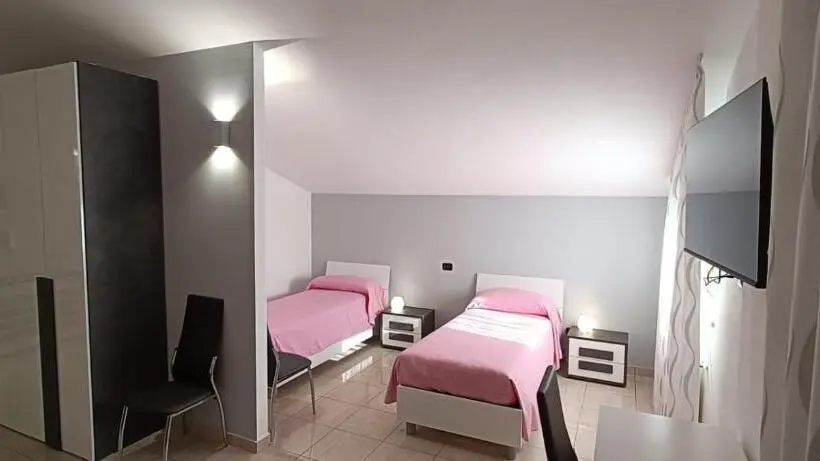 Standard Neljän Hengen Huone, La Casa Di Roberto