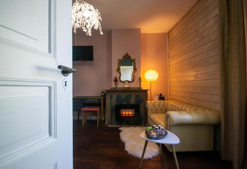 ファミリールーム, Mas Des 2 Paons