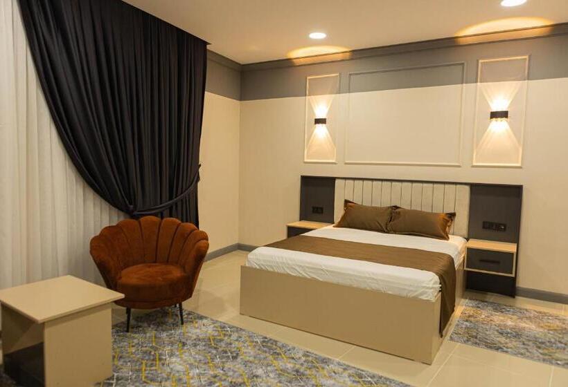 Номер Deluxe, City Night Suites & Hotels