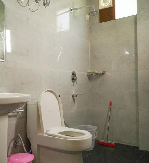 Quarto Estandar com Sacada, Firefly Hostel