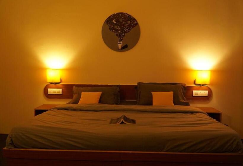 Quarto Deluxe com Sacada, Firefly Hostel