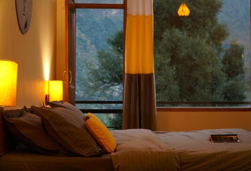 Quarto Deluxe com Sacada, Firefly Hostel