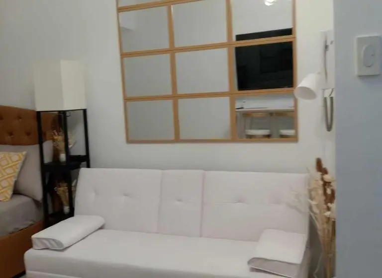 استودیوی استاندارد, Gk S Condotel