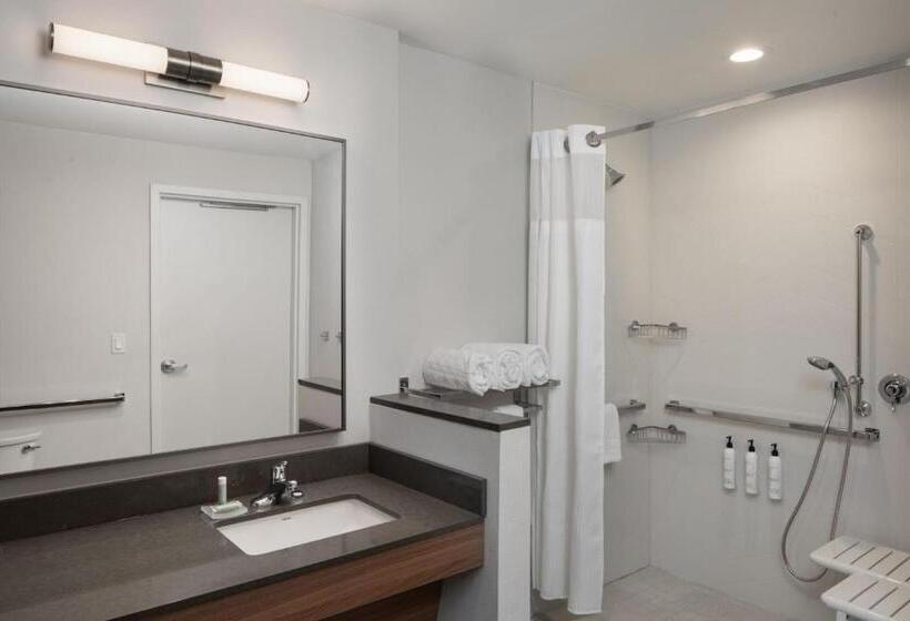 ２ダブルベッドのスタンダードルーム, Fairfield By Marriott Inn & Suites Huntsville Redstone Gateway