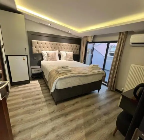 バルコニー付きデラックスルーム, Golden Stone Hotel İstanbul