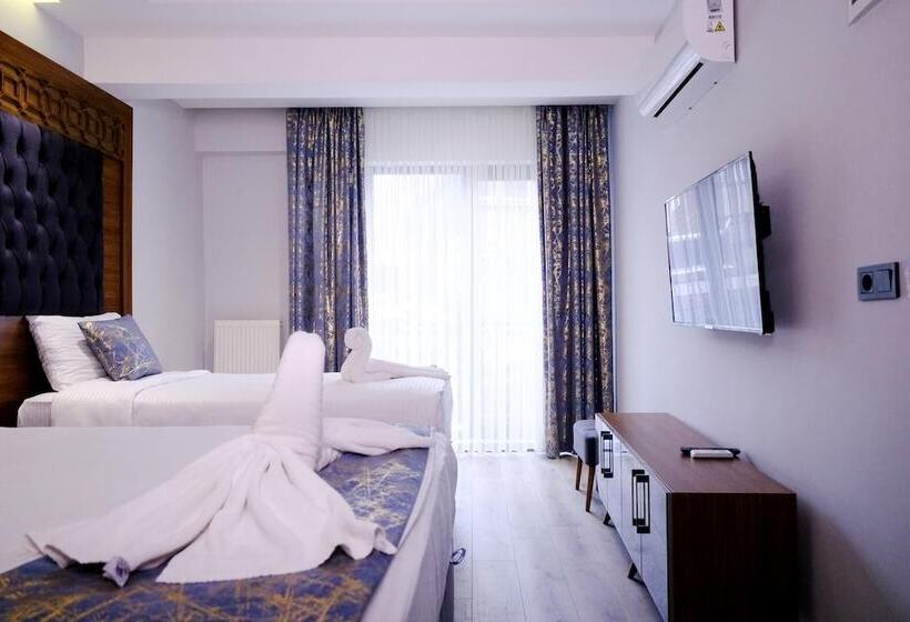 اتاق راحتی سه تخته, Golden Stone Hotel İstanbul