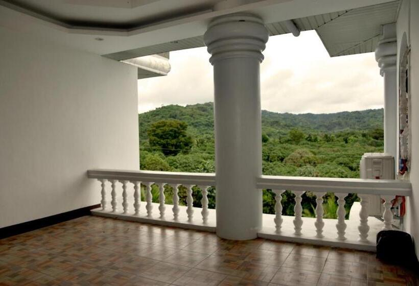 סוויטת סופריור, Isla De Oro