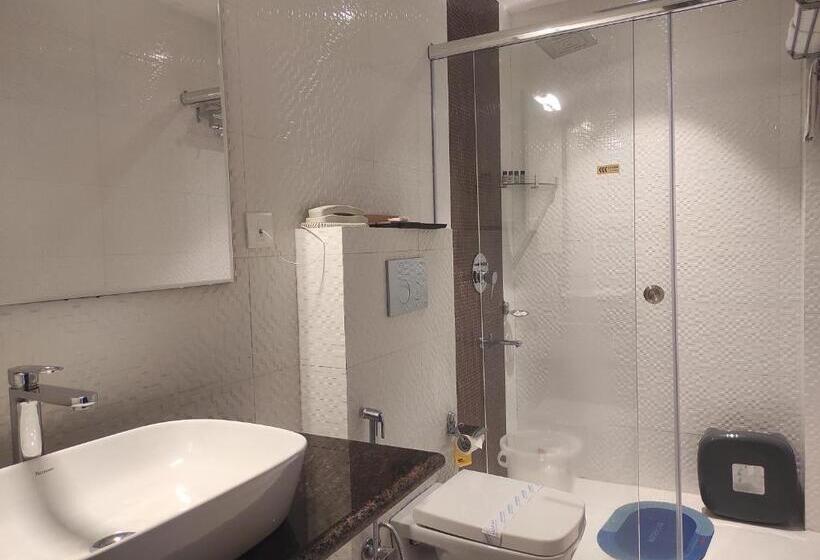 חדר סטנדרט עם מיטת קינג, Palm Resorts