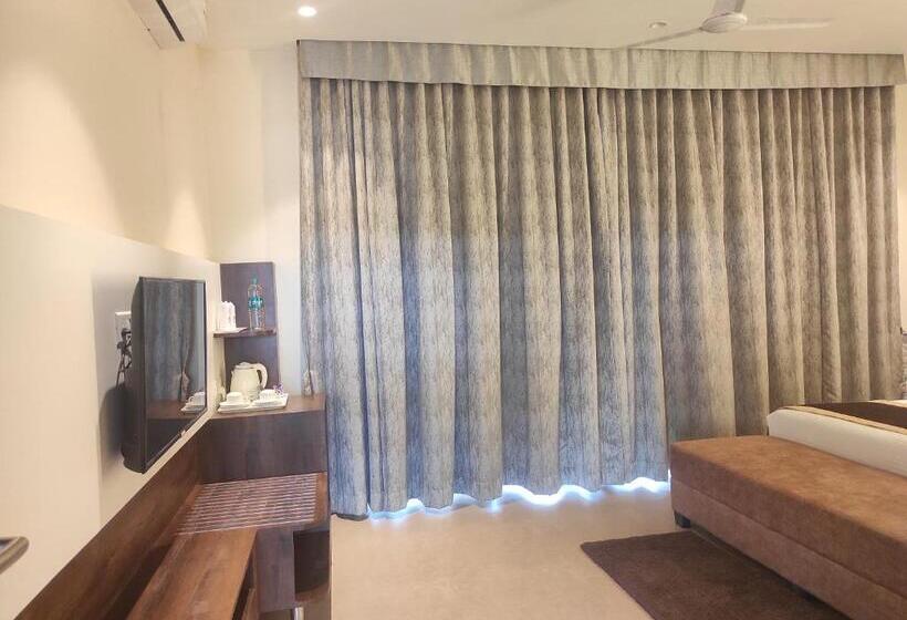 חדר סטנדרט עם מיטת קינג, Palm Resorts