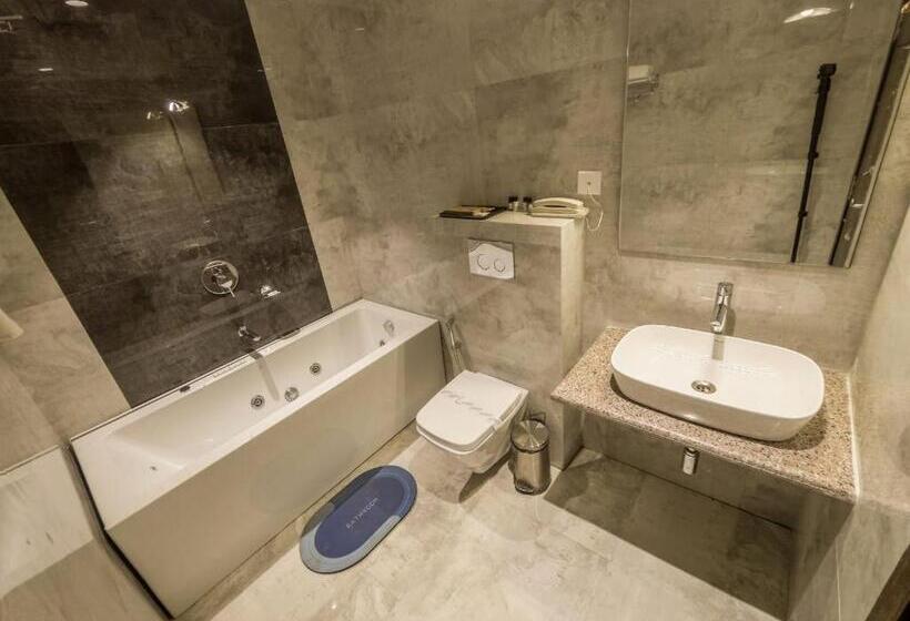 جناح, Palm Resorts