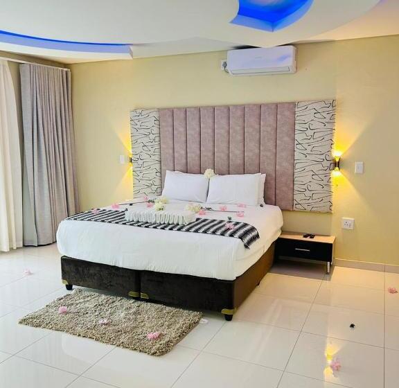 סוויטה אקזקיוטיב, The Galaxy Forest Lodge