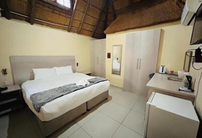 חדר סטנדרט עם מיטת קינג, The Galaxy Forest Lodge