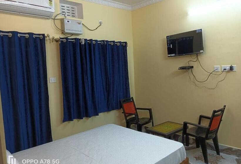 Standard Room, Titili Plaza