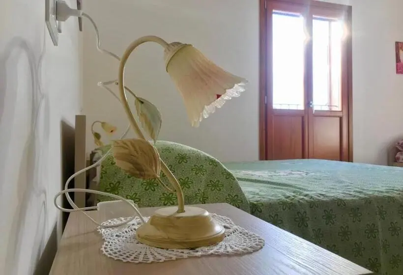 スタンダードルーム, I 3 Falchi Bed & Breakfast