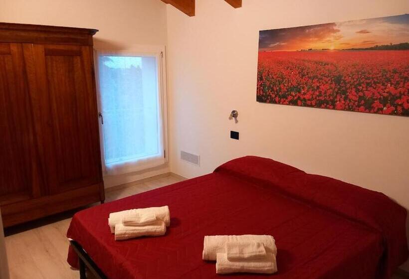 اتاق استاندارد, La Collinetta B&b