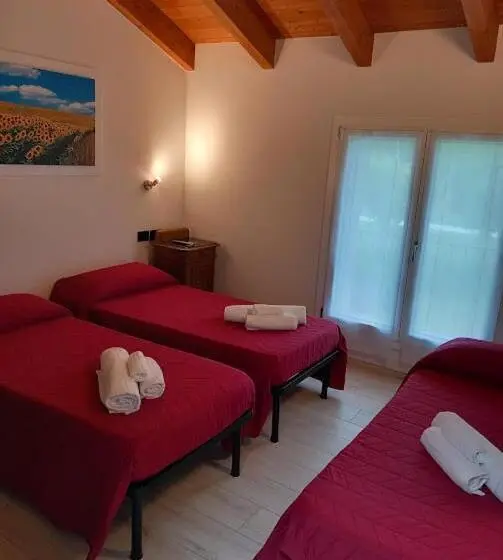Standard Kolmen Hengen Huone, La Collinetta B&b