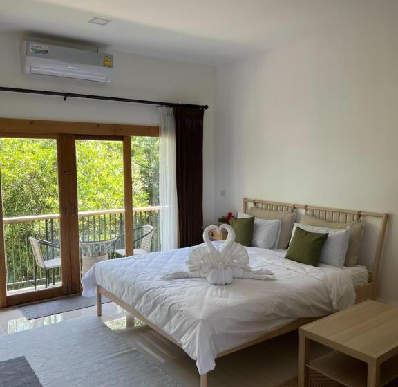 Четырехместный Номер Deluxe, Luancharoen Home Resort Phuket
