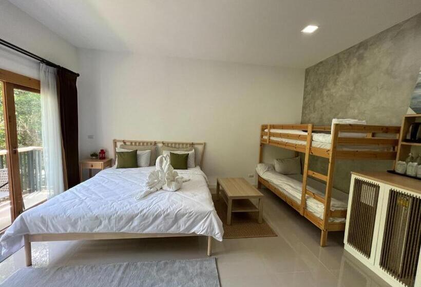 四人豪华间, Luancharoen Home Resort Phuket