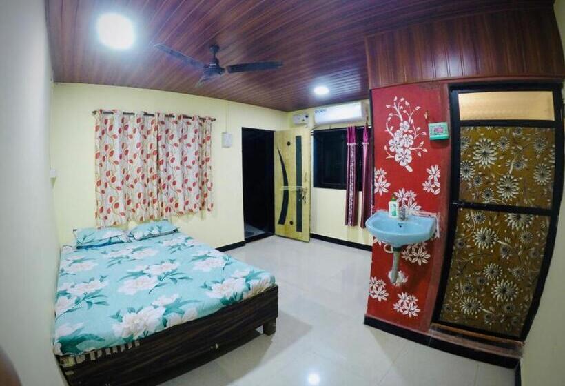 Chambre Familiale, चोगले गेस्ट हाऊस