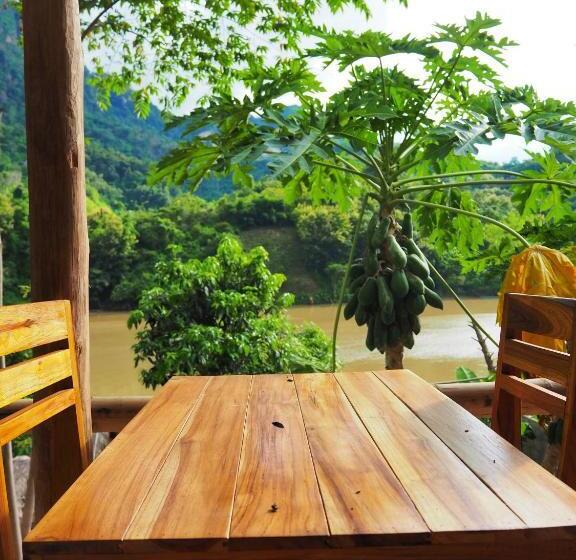 Номер Стандарт Вид на Озеро, Meexok River View