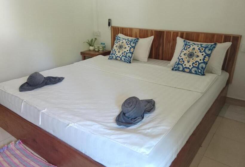 Номер Deluxe с Балконом, Meexok River View