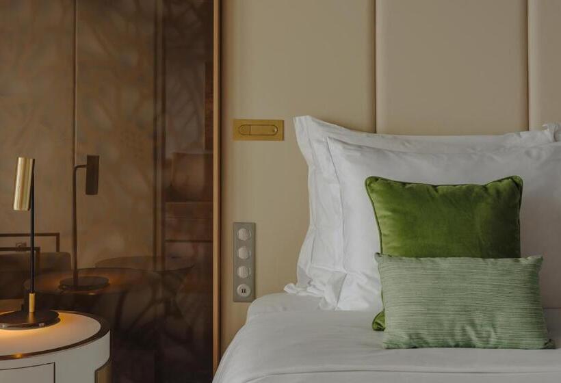 Люкс, The Reserve, The Leading Hotels of The World Savoy Signature