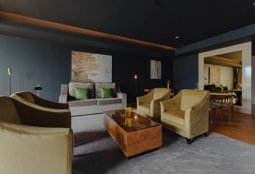 Люкс с Бассейном, The Reserve, The Leading Hotels of The World Savoy Signature