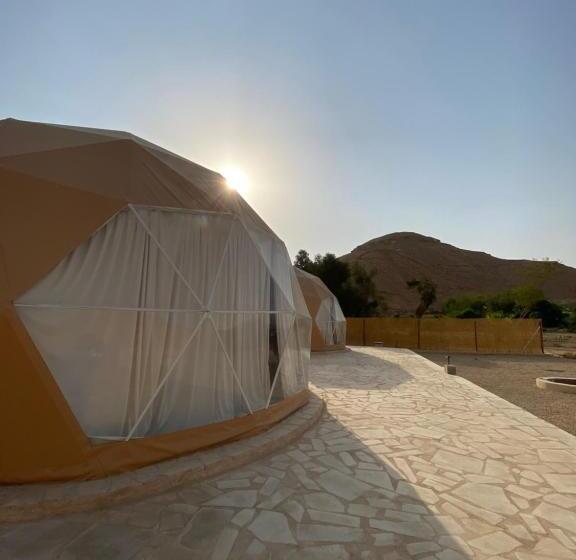 マウンテンビュースイート, منتجع جلامبنغ   Glamping Resort