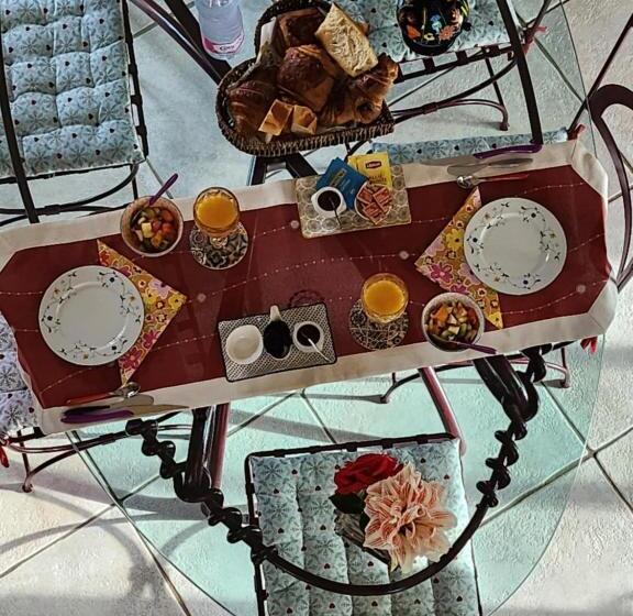 غرفة قياسية, Chambre D Hôte La Coquierrerie