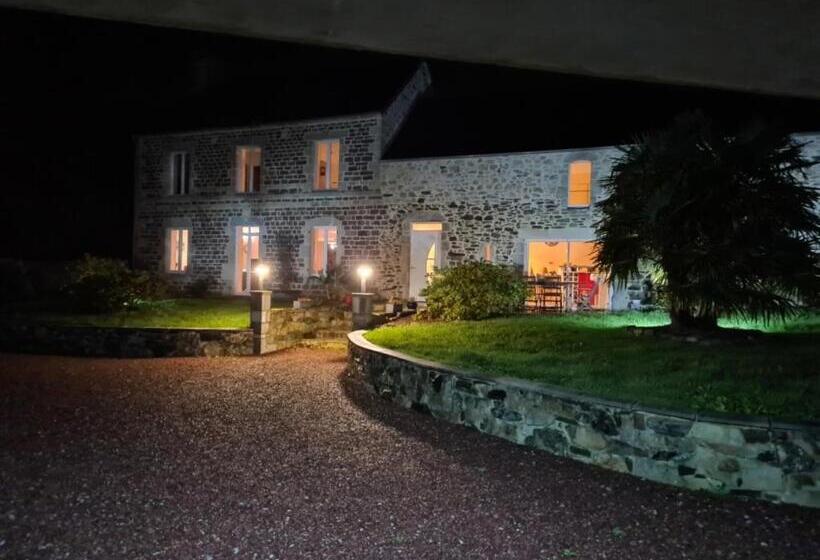 غرفة قياسية, Chambre D Hôte La Coquierrerie