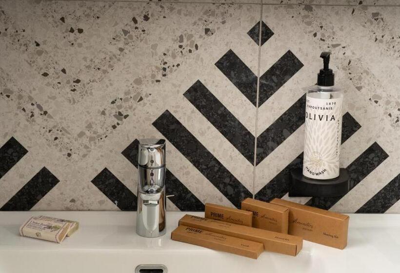 סוויטת דלוקס נוף לים, Great White