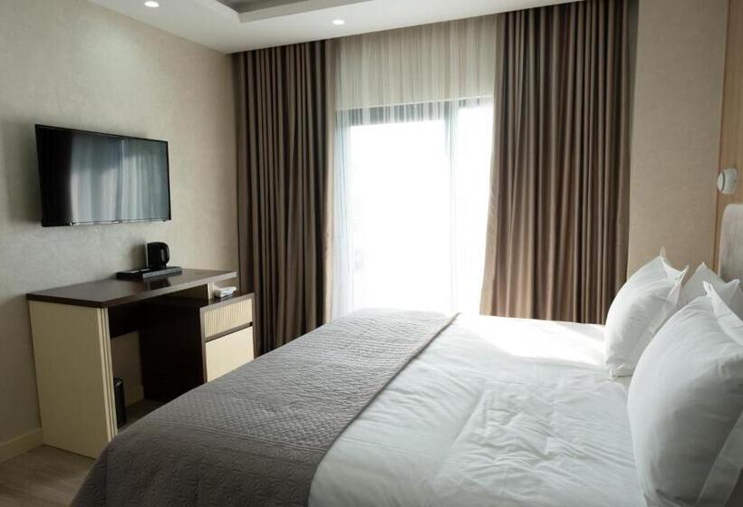 סוויטת דלוקס נוף לים, Great White