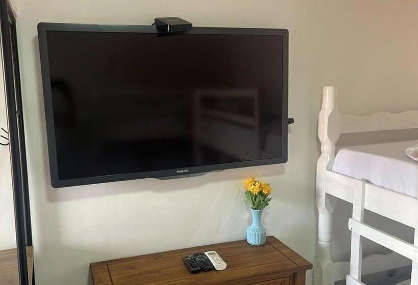 جناح عائلي, & Pousada    Luziânia