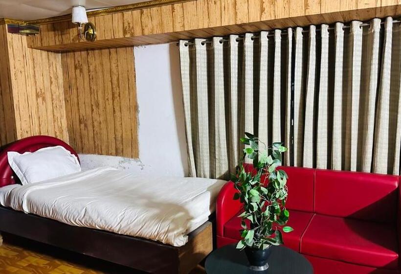 اتاق لوکس خانوادگی, Star Residence