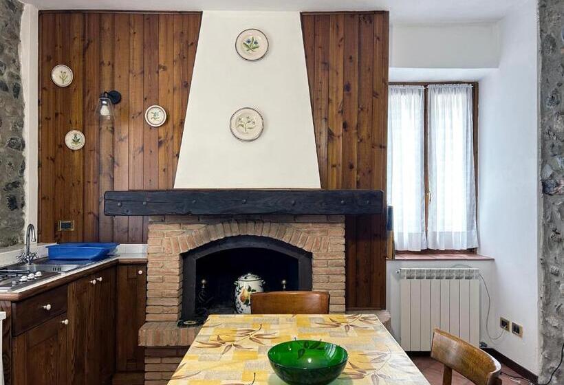 דירת חדר בקומת קרקע, Barzio Village Hideaway